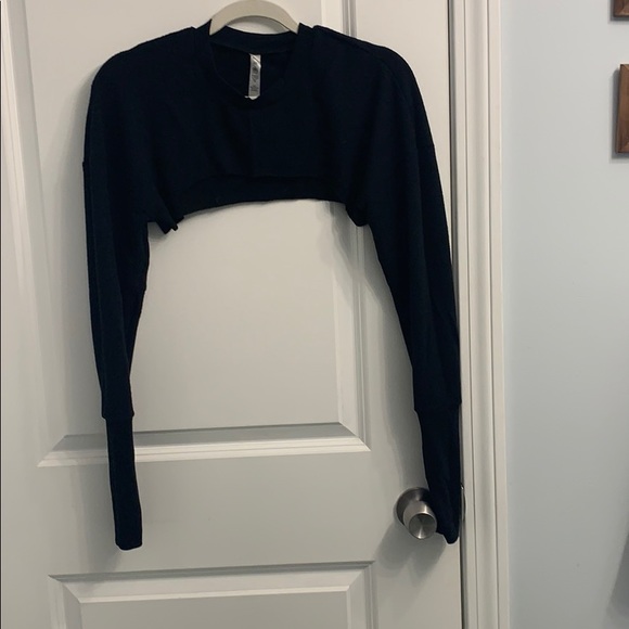 ALO Yoga Tops - Alo extreme long sleeve